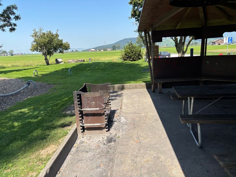grillstelle spielplatz forren
